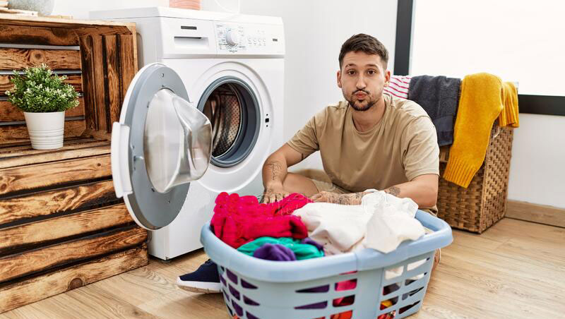 چرا ماشین لباسشویی روشن نمی شود ؟ تمام دلایل روشن نشدن لباسشویی مانند دوشاخه برق و یا خرابی دکمه پاور